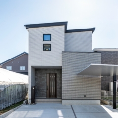 間口7mでも広々人気間取りの家