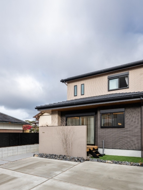 深い軒で叶えた心地よい家